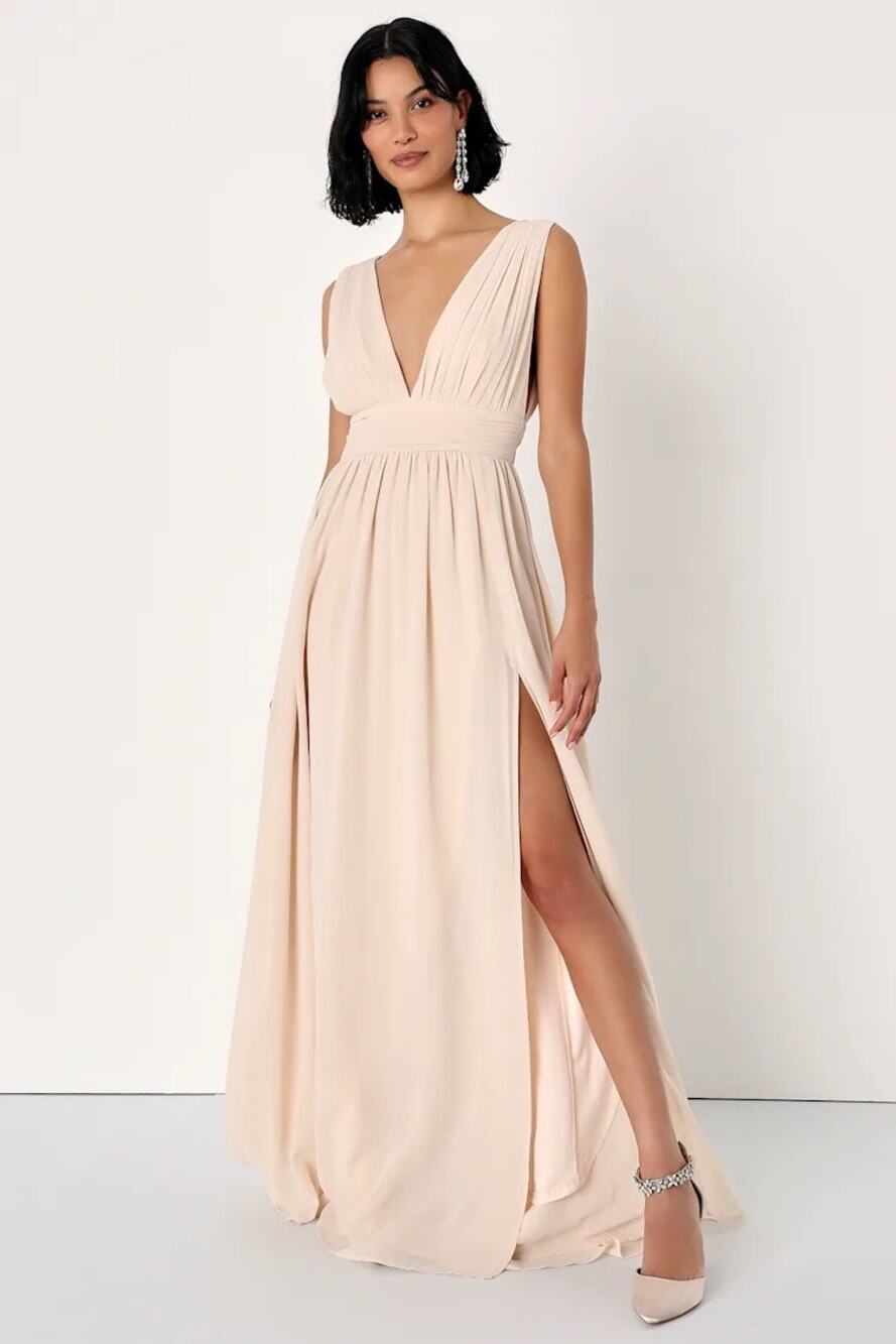 New Lulu’s Heavenly Hues Cream Maxi Dress Women’s size M